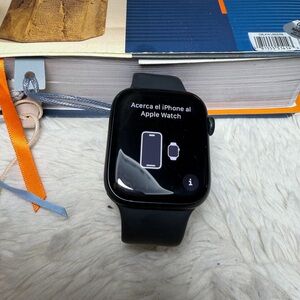 Apple Watch Series 7 44mm GPS + Cell